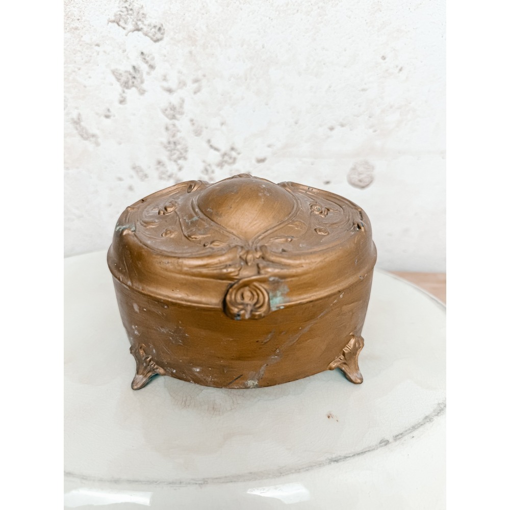 Antique 1920's Art Deco Metal Footed Jewelry Trinket Box Heart Floral Jewlry